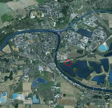  Snipe: Montereau Fault Yonne - Plan d'eau (extrait de GeoPortail) 